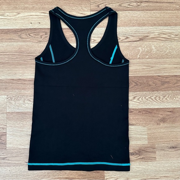 L.A Winner Racer Back Athletic Tank Top Black & Green Size S NWOT - Picture 2 of 7